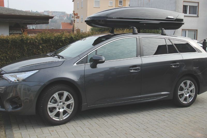 Dachbox 630 Liter auf Toyota Avensis, zum Beispiel in Neustadt